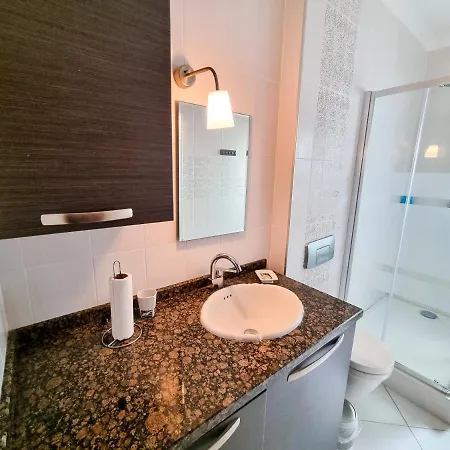 Suelo Sunset Villa *